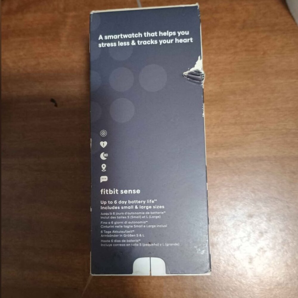 Fitbit Sense Smartwatch Flawless Condition w/ Charger, Faceplate Protector, ect - Picture 4 of 9